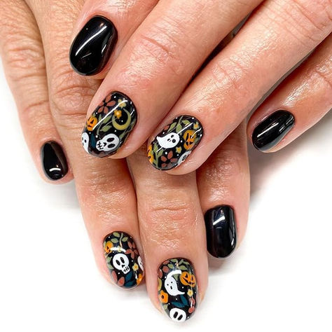 Halloween Press on Nails Square Short Fake Nails with Ghost Pumpkin Skull Flower Designs Black Nails Press ons Glossy Glue on Nails Full Cover Artificial Stick on Nails for Women 24 Pcs Cartoon Nails, Black Ghost, Halloween Press On Nails, Short Press On Nails, Nail Art Glitter, Nagel Tips, Manicure Tips, Fake Nails With Glue, Nail Forms