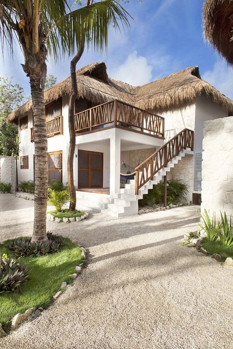 Boutique Hotel Design Architecture, Hotel Design Architecture, Tropical Beach Houses, Boutique Hotels Design, Bali House, Hotel Plan, Beach Lounge, Resort Design, Bungalow House Plans