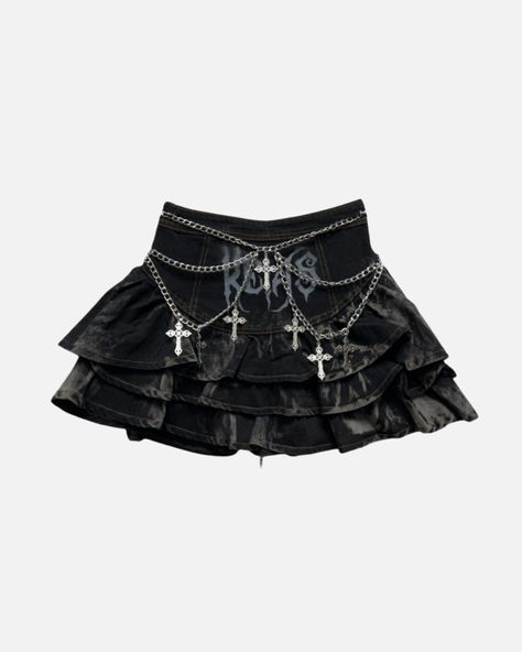 Dive into the darkness with Eluxora. Embrace your edgy side with this bold streetwear essential. 🖤🦇 📦Skirt: Eluxora® GothicGlam Mini Skirt #StreetStyleInspo #StreetwearFashion #FashionTrends #UrbanStyle #HypebeastFashion #StreetwearStyle Skirt Chain, Grunge Skirt, Short Pollera, Y2k Skirt, Tiered Mini Skirt, Black High Waist, Jeans Rock, Denim Short, Character Outfits