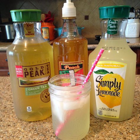 Your Little Birdie: Starbuck's Peach Green Tea Lemonade Recipe Starbucks Peach Green Tea Lemonade Recipe, Tea Lemonade Recipe, Green Tea Lemonade Recipe, Peach Green Tea Lemonade, Lemonade Tea Recipe, Green Tea Lemonade, Peach Green Tea, Southern Sweet Tea, Peach Syrup