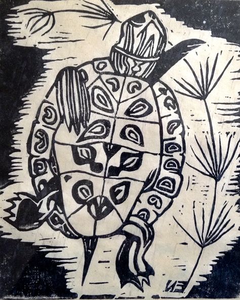 Turtle Linocut Print by Emilie Munsch. Lino Print Animals, Lino Art Animal, Linoleum Print Ideas Animals, Turtle Linocut, Frog Linocut Print, Linoleum Printmaking, Printmaking Ideas, Linoleum Block Printing, Linoleum Print