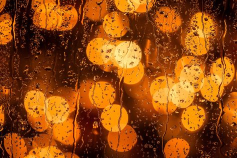 In this article I aim to give you an introduction to Bokeh, detailing what it is, why you should be using it and how you can easily get… Amber, Orange, Yellow