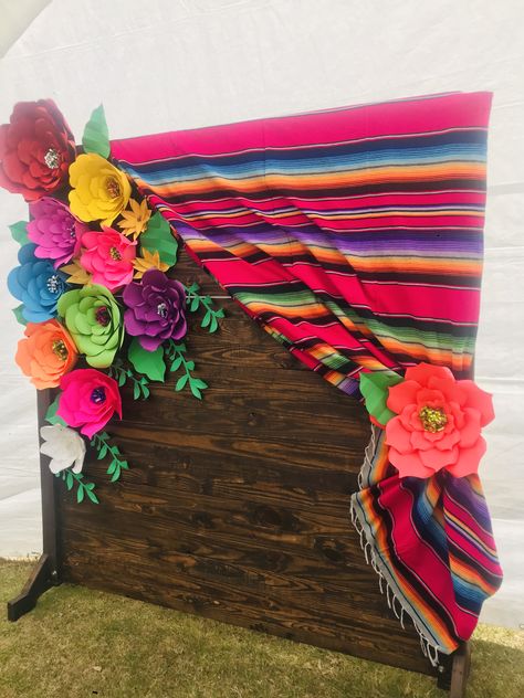 Encanto Themed Party, Photo Backdrop Ideas, Mexican Theme Party Decorations, Mexican Baby Shower, Mexican Birthday Parties, Mexican Themed Weddings, Mexican Babies, Mexican Party Decorations, Fiesta Bridal Shower