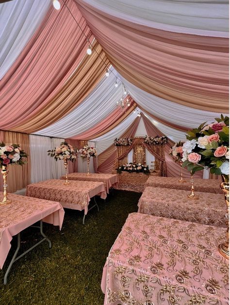 Celling Decoration Party, Cincoñera Ideas, Backyard Quince, Pink Quinceanera Decorations, Party Tent Decorations, Wedding Tent Lighting, Sweet 15 Party Ideas Quinceanera, Pink Tent, Event Planning Branding