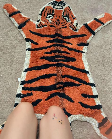 MFIN TIGER RUG Uni Accommodation, Tiger Blanket, Tiger Rug, Rug, Quick Saves