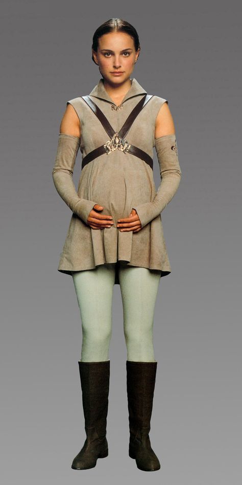 Images from Dressing a Galaxy: The Costumes of Star Wars Padme Costume, Sith Cosplay, Pregnant Tips, Star Wars Padme Amidala, Amidala Star Wars, Pregnancy Costumes, Padmé Amidala, Pregnant Halloween Costumes, Queen Amidala