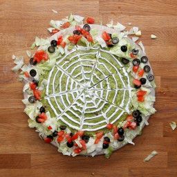 Halloween Layered Dip Halloween Apps, Halloween Dip, Halloween Finger, Layered Dip, Layer Dip, Halloween Foods, Halloween Baking, Halloween Dinner, Halloween 2016