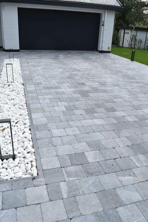 Brick Pavers, Front Garden, Driveway, House Front, Garden Inspiration, Terrace, Garage, Yard, Patio