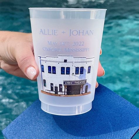 Custom Venue Photo Shatterproof Cups Personalized Full Color - Etsy Wedding Cups Personalized, Wedding Plastic Cups, Cup Favors Wedding, Frosted Cups, Bar Cups, Favor Cups, Frosted Cup, Wedding Cups, Diy Bridal