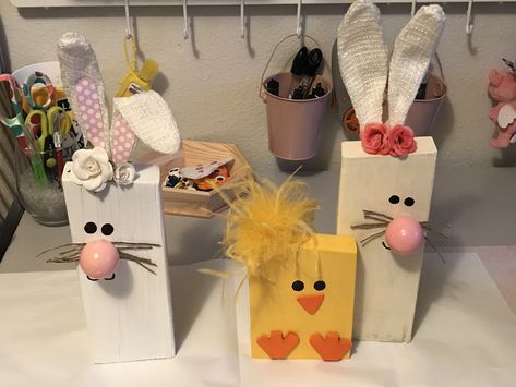 Easter Scrap Wood Projects, Wood Block Animals, Easter Jenga Block Crafts, Easter Wood Crafts Diy, Wood Easter Bunny, 2 X 4 Scrap Wood Projects, Wooden Block Crafts, Wooden Easter Crafts, Easter Wood Projects