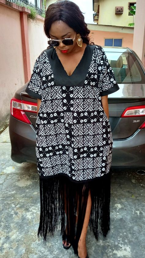 Short Gown With Fringe, Short Bubu Gown With Fringe, Ankara Short Gown Styles With Fringe, Bubu With Fringe, Bubu Kaftan Styles, Kampala Gown Styles For Ladies, Boubou Styles, Simple Dress Styles, Boubou Styles For Women