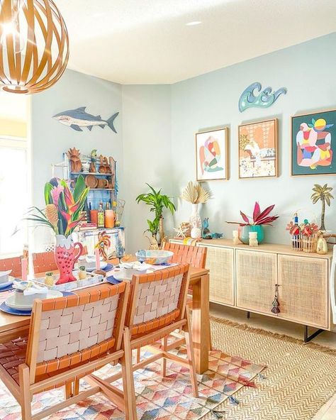 👑julieterbang👑 — mango­_manor Budget 2023, Bright Boho, Vintage Dining Room, Boho Kitchen, Pretty Room, Dining Nook, Elegant Homes, Interior Design Styles, Dining Room Decor