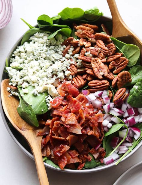 Spinach Egg Bacon Salad, Weeknight Salad, Big Salads, Balsamic Dressing Recipe, Salad Gluten Free, Homemade Balsamic Vinaigrette, Salad With Balsamic Dressing, Autumn Salad Recipes, Broccoli Salad Bacon