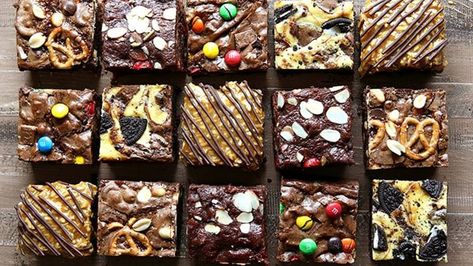 Brownies From Box Ideas, Brownies Ideas Creative, Boxed Brownies Better, Diy Desert, Brownie Boxes, Decorated Brownies, Best Ever Brownies, Brownie Mix Recipes, Treat Board