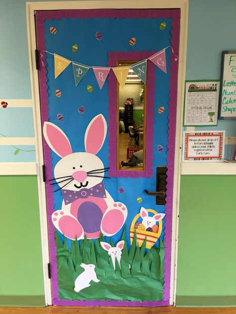 March, 2016 Decorations Ideas For School, Easter Classroom Door, Door Decoration For Preschool, Kindergarten Classroom Door, Easter Classroom Decorations, Spring Classroom Door, Easter Classroom, Spring Door Decoration, School Door Decorations