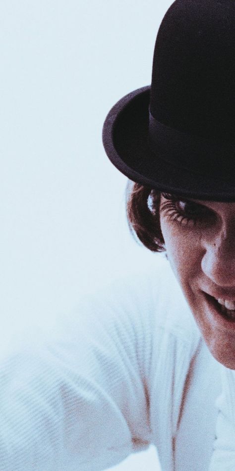 Malcolm Mcdowell 70s, Evan Peters Instagram, 70s Cinema, Alex Delarge, Malcolm Mcdowell, Quentin Tarantino Movies, Best Movie Lines, Classic Films Posters, A Clockwork Orange