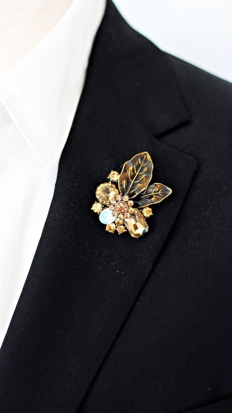 Check out this item in my Etsy shop https://www.etsy.com/listing/1190820774/small-leaf-flower-steampunk-copper Brooch For Men Suit, Lapel Pins Mens Wedding, Lapel Pin, Men Wedding Flower Pin, Gold Flower Lapel Pin, Formal Flower Lapel Pin, Brooch Boutonniere, Flower Lapel Pin Men, Lapel Pins Suit