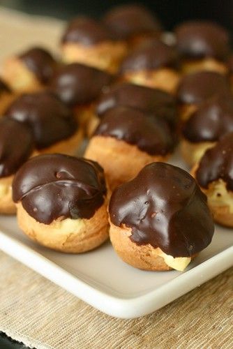 Homemade Cream Puffs, Creme Puff, Cream Puff Recipe, Puff Recipe, Brownie Desserts, Delicious Cream, Cream Puff, Cream Puffs, Eclairs