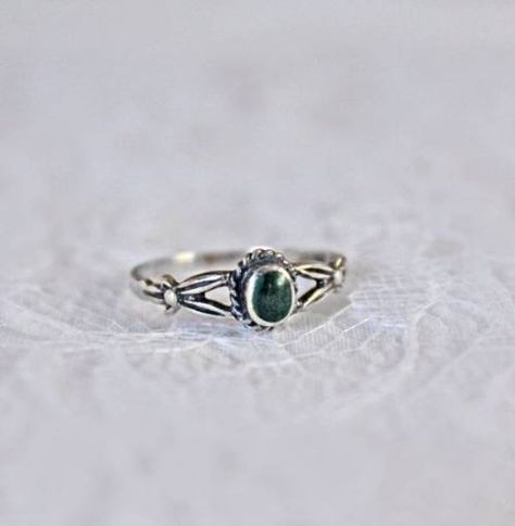 Ring Green Stone, Green Stone Ring, Malachite Ring, Malachite Rings, Green Stone Rings, Vintage Sterling Silver Rings, Dope Jewelry, Funky Jewelry, Ring Dainty