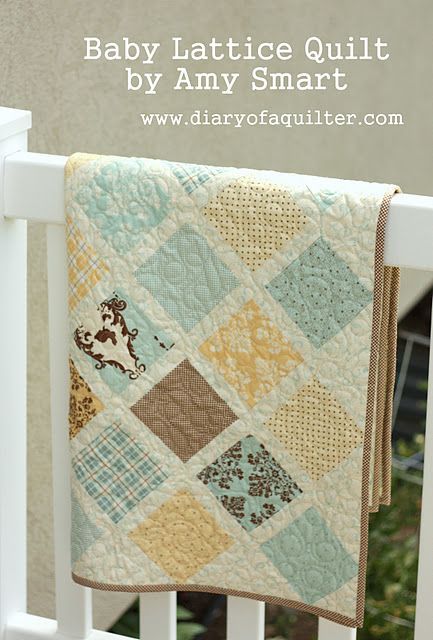 Fun baby quilt Free Baby Quilt Patterns, Charm Square Quilt, Baby Quilt Tutorials, Lattice Quilt, Moda Bake Shop, Charm Pack Quilt, Charm Pack Quilts, Charm Quilt, Baby Quilt Patterns