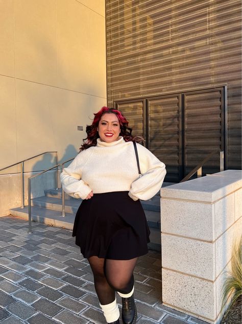 Snow Day Outfit Plus Size, Mid Size Feminine Style, Plus Size Fall Fashion For Women Date Night, Cottagecore Aesthetic Fashion Plus Size, Simple Alternative Outfits Plus Size, Plus Size Fall Outfit Inspo 2024, Gen Z Fashion Plus Size, Plus Size Ootd Ideas, Sophisticated Style Plus Size