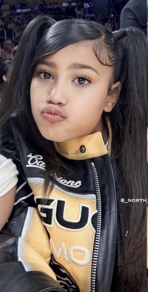 North West Hairstyles, North West Kim Kardashian, North West Kardashian, Future Hairstyles, Black Kids Braids Hairstyles, Two Ponytails, Brown Hair Looks, Bella Hadid Outfits, Kids' Braids