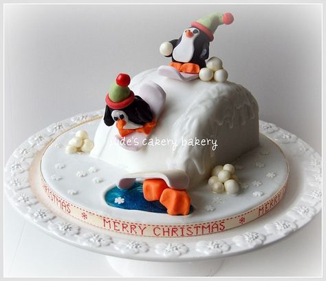 Penguin Snowboarding Christmas Cake Oops One fell into the icy Pond by www.judescakerybakery.co.uk, via Flickr Half Christmas Cake Decoration, Half Christmas Cake, Snowboarding Christmas, Half Christmas, Xmas House, Xmas Cakes, Santa Cupcakes, Snow Cake, Winter Cakes