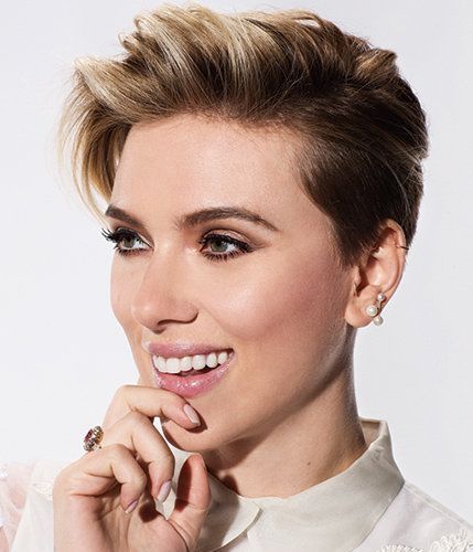 Scarlett Johansson Pixie Hair Inspo #beautyhairstyles Big Short Hair, Short Ombre Hair, Kate Mara, Long Pixie Cuts, Natalie Dormer, Long Pixie, Funky Hairstyles, Penteado Cabelo Curto, Short Pixie Cut