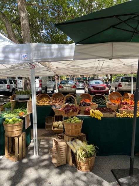 San Diego Farmers Market, Farmers Market Booth Ideas, Farmers Market Table Display, Framers Market, Farmers Market Aesthetic, Beach Farmers Market, Dallas Farmers Market, Farmers Market Booth, Farmers Market Display