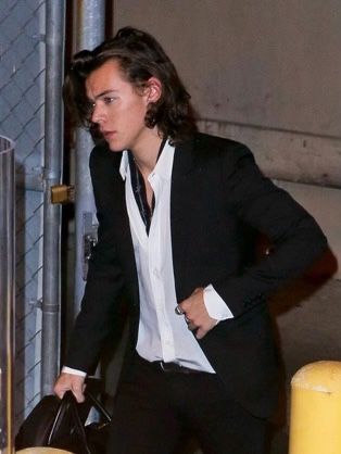 Harry Styles 2014, Prince Hair, Harry Styles Cute, Harry Styles Photos, Jimmy Kimmel, How To Wear Scarves, Harry Edward Styles, Edward Styles, Prince Harry