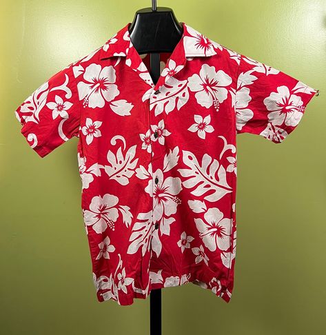 "Vintage 1970's Alohawears Boys Hawaiian Shirt. Red in color, with white flowers. Button front, coconut buttons. Size 12. Measures 36\" chest and 22.5\" length. Excellent vintage condition." Red Hawaiian Shirt, Hawaiian Shirt Outfit, Boys Hawaiian Shirt, Red Tshirt, Phoenix Az, Kids Tops, Red Floral, Drawing Reference, Hawaiian Shirt