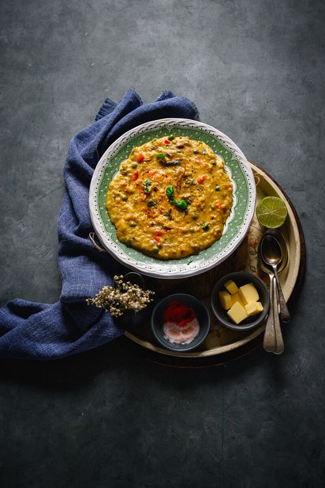 Masala Oats Oats Savory, Indian Breakfast Ideas, Masala Oats, Savory Oats, Oats Porridge, Rice Flakes, Yellow Lentils, Reference Board, Savory Pancakes