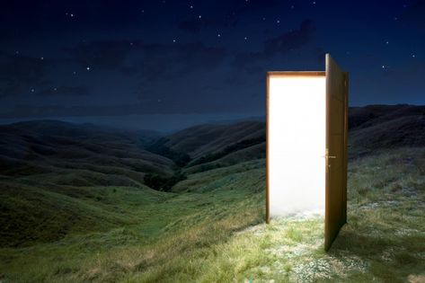 Door Illusion, Light Through Open Door, Open Door Aesthetic, Portal Photography, Door In The Middle Of Nowhere, Dark Portal Aesthetic, Light Portal, Portal Illustration Gates, Front Door Open