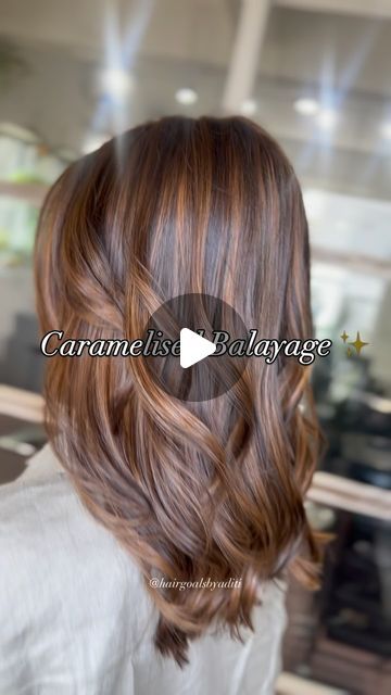 Caramel Balayage On Indian Hair, Indian Hairstyles For Medium Length Hair, Indian Hair Balayage, Balayage Indian, Haircolor 2024 Women, Hair Balayage Caramel, Chocolate Balayage Hair, Chocolate Caramel Balayage, Balayage Chocolate