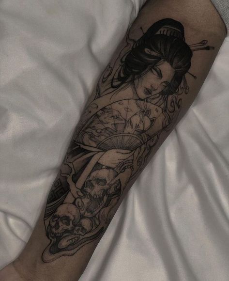 Japan Forearm Tattoo, Gothic Japanese Tattoo, Japanese Feminine Tattoo, Geisha Arm Tattoo, Geisha Tattoo Sleeve, Baddie Tatoos, Black Men Tattoos, Rib Tattoos For Women, Geisha Tattoo