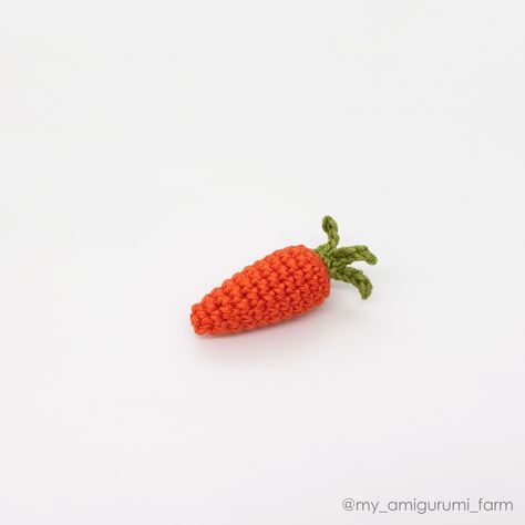 FREE CROCHET MINI CARROT PATTERN Tiny Carrot Crochet Pattern, Crochet Carrot Keychain, Crochet Mini Carrot Free Pattern, Crochet Mini Carrot, Mini Crochet Fruit, Crochet Mini Food Free Pattern, Carrot Crochet Pattern Free, Crochet Carrots Pattern Free, Miniature Crochet Patterns Free