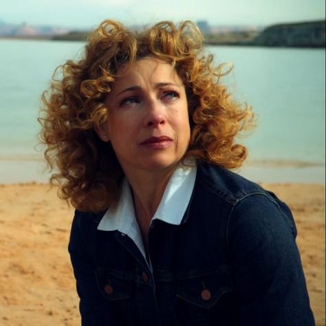 River Song Icon, River Song Aesthetic, Song Icon, Song Aesthetic, Doctor Who 2005, Alex Kingston, John Constantine, Tv Doctors, Twelfth Doctor