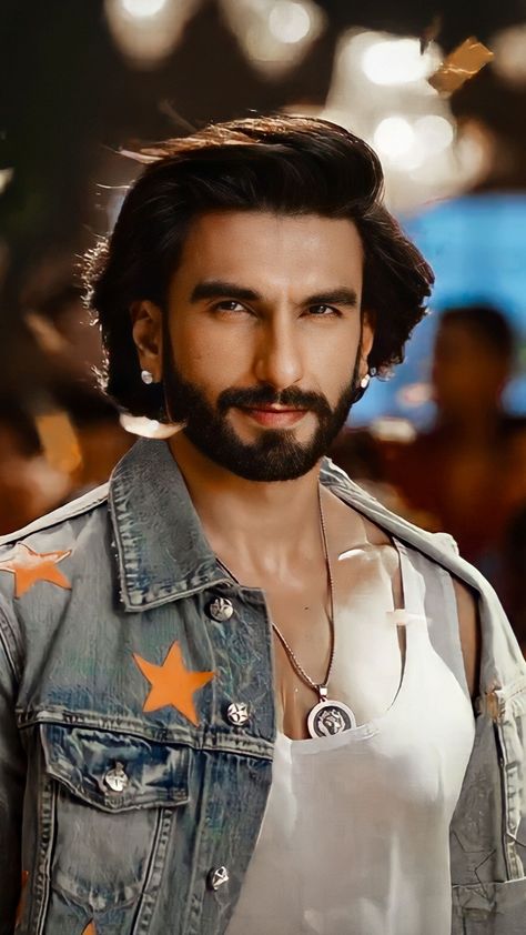 #watchelbido Ranveer Singh Ramleela Look, Bollywood Theme Party Outfit, Bollywood Theme Party, Bollywood Theme, Bollywood Cinema, Bollywood Hairstyles, Karan Johar, Public Administration, Ranveer Singh