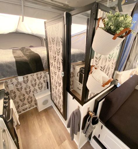 Pop Up Camper Shower Ideas, Pop Up Camper Bed Storage, Storage For Pop Up Camper, Pop Up Camper Hardside Conversion, Pop Up Camper With Bathroom, Pop Up Camper Living, Redone Pop Up Camper, Popup Camper Bathroom Ideas, Pop Out Camper Remodel