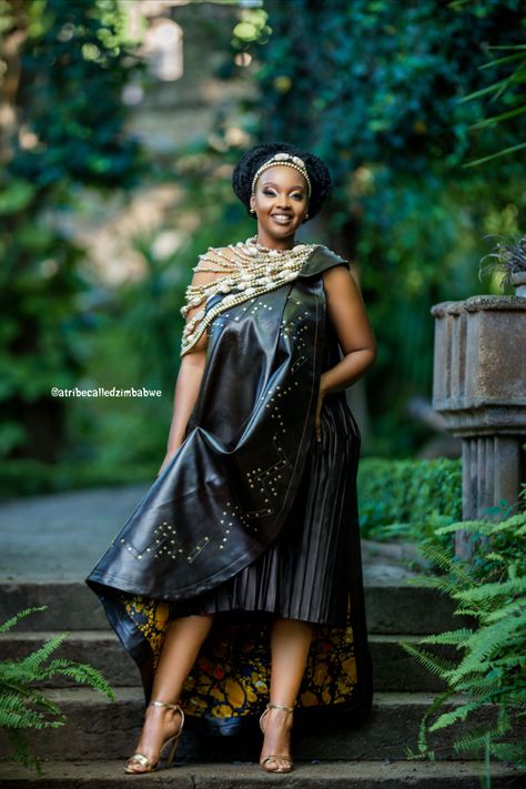 Beatiful Shona woman in Shona traditional dress by @atribecalledzimbabwe . Through colonialism, we were taught be ashamed of our Nguni, Shona, Venda, Tonga, Kalanga, Nnambya, Shangaan roots. Never again! I've been going back to the archives, the Karanga, Korekore, Manyika - Shona drawing board. To reimagine what a typical Shona tribeswoman from the year 1830 would look like if she teleported into 2022. 🛒DM to Order Whatsapp +263784033074 #tribalfashion #shonawoman #roora #shonabride Mashona People, Shona Traditional Attire, African Weddings, African Traditional Wedding Dress, Traditional Wedding Dress, Traditional African Clothing, African Bride, African Print Tops, Traditional Wedding Attire