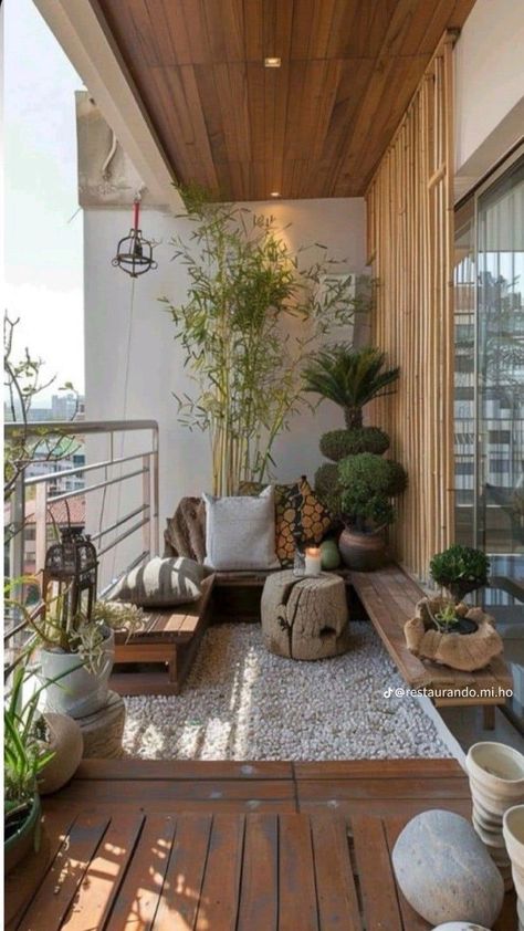 Long Balcony Ideas, Apartment Porch Ideas, Japanese Balcony, Zen Balcony, Long Balcony, Big Balcony Ideas, Big Balcony, Balkon Decor, Small Balcony Garden