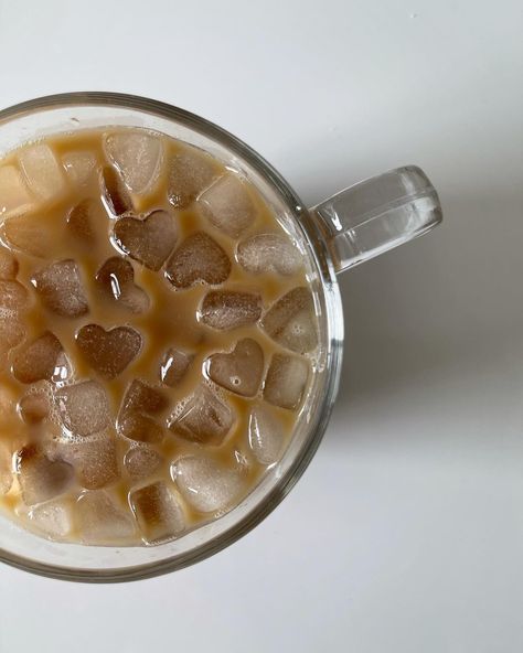 Heart shaped ice coffee Heart Ice Aesthetic, Iced Coffee Wallpaper, Ice Aesthetic, Heart Ice, Ice Heart, Coffee Ice Cubes, Coffee Life, Coffee Wallpaper, Coffee Heart