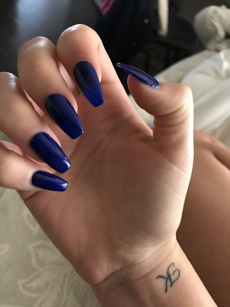 Dark Blue Acrilyc Nails, Navy Coffin Acrylic Nails, Dark Cobalt Blue Nails, Navy Nails Coffin, Coffin Navy Blue Nails, Midnight Blue Acrylic Nails, Navy Blue Nails Coffin, Dark Blue Nails Coffin, Dark Blue Square Nails