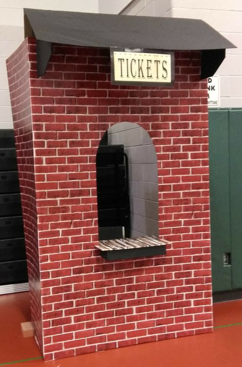 Diy Train Station Ticket Booth, Polar Express Snack Ideas, Polar Express Trunk Or Treat, Polar Express Ticket Booth, Polar Express Door Decorations Classroom, Diy Polar Express Train, Classroom Door Decorations Ideas, Polar Express Door Decorations, Polar Express Decorations