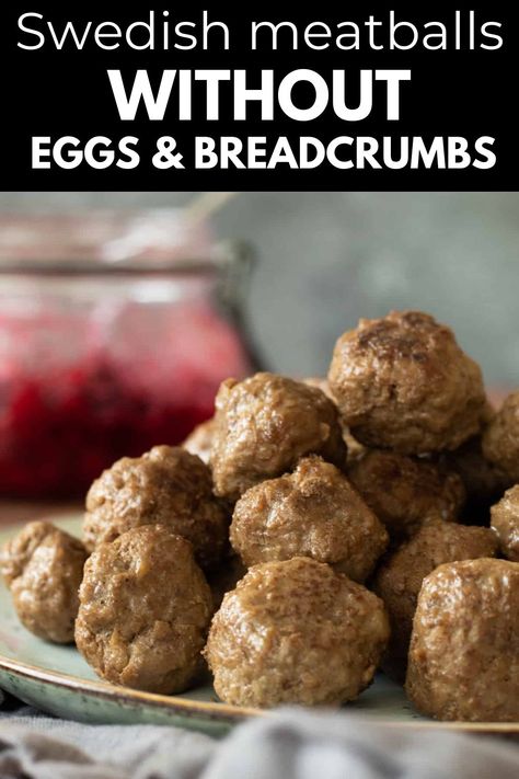 Discover the perfect recipe for flavorful meatballs without breadcrumbs that are deliciously moist and tender. Whether you're craving classic Swedish meatballs or looking for a new twist on a traditional dish, these recipes will surely satisfy your tastebuds. Try these mouthwatering meatball recipes today and impress your family and friends with your culinary skills! Meatballs No Breadcrumbs, Meatballs Without Eggs, Meatballs Without Breadcrumbs, Flavorful Meatballs, Easy Main Course Recipes, Garlic Roasted Broccoli, Healthy Vegetarian Dinner, Weeknight Recipes, Butter Pasta