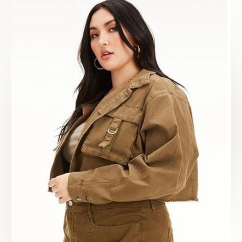 Cute Cropped Cargo Jacket Is Be With Tags, In A Size 3 (L) Fits A Bit Over Sized. Dark Brown Color With Raw Hem Details. Cargo Jacket, Chore Jacket, Camo Jacket, Dark Brown Color, Over Sized, Green Shirt, White Jacket, Green Camo, Good American