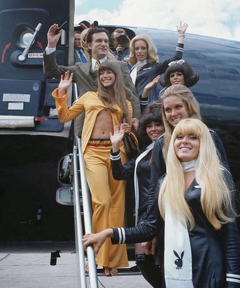 Founder of @playboy Hugh Hefner flying the skies with the Playboy crew 👯‍♀️✨ Follow 👉🏻 @oldmoneyhaves Follow 👉🏻 @oldmoneyhaves Follow 👉🏻 @oldmoneyhaves 🏷️: #justclassy #vintage #retro #retroculture #playboy #palyboybunny #flight #trip #travel #hughhefner #classy #jetsetter #fyp #foryoupage #foryoupage #hughhefner #rich #classy #millionaire Hugh Hefner Aesthetic, Hugh Hefner, Love Me Forever, Playboy Bunny, Adriana Lima, Art References, Cool Pictures, Flight, Pin Up