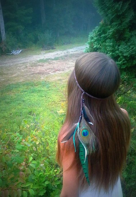 Hey, I found this really awesome Etsy listing at https://www.etsy.com/listing/191977409/feather-headband-green-feather-headband Native American Headband, Boho Feather Headband, Indian Headband, Peacock Headband, Hippie Accessories, Hippie Headbands, Bohemian Headband, Green Feather, Boho Feathers