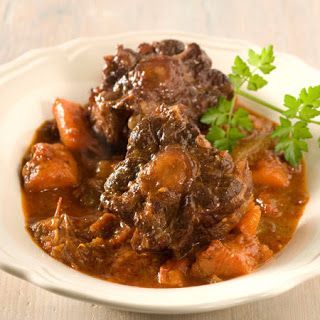 Mock Oxtail (Slow Cooker) - with ostrich neck Oxtail Slow Cooker, Oxtail Recipes Crockpot, Jamaican Oxtails, Oxtail Recipes Easy, Cooking Oxtails, Ox Tails, Oxtail Recipe, Jamaican Oxtail, Ox Tail