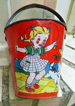 Vintage sand pail Feeding Chickens, Beach Pail, Jumping Rope, Sand Toys, Candy Containers, Tin Toys, Jump Rope, Vintage Beach, Tin Boxes